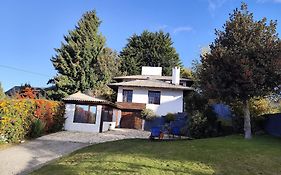 Acogedora casa con vista al lago complejo turístico